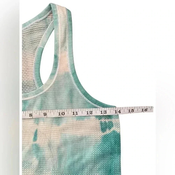 Lululemon Heathered Tranquil Blue Tie Dye Swiftly Tech Racerback Tank Size 4 - Picture 5 of 10